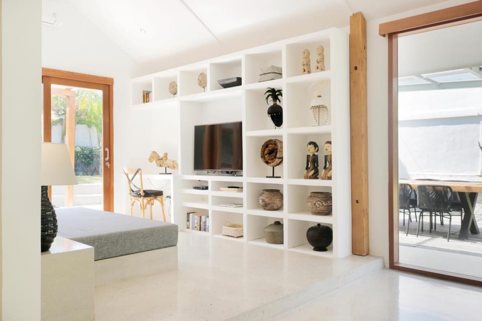 TV and multimedia, Seating area