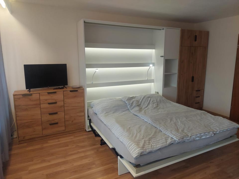 Living room, Bedroom
