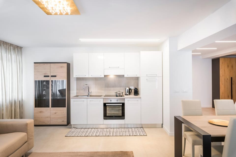 Kitchen or kitchenette, Living room, Dining area