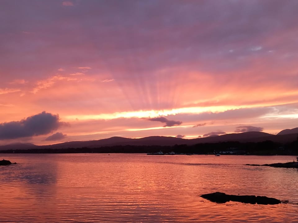 Watersedge Seaviews Bed and Breakfast in County Kerry