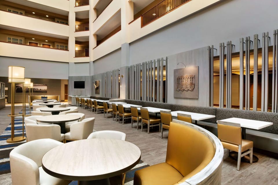 Lobby or reception, Breakfast
