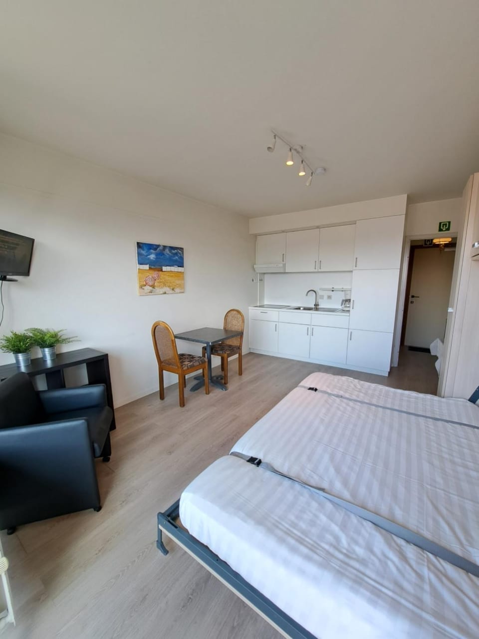 Kitchen or kitchenette, Living room, Photo of the whole room, Bedroom