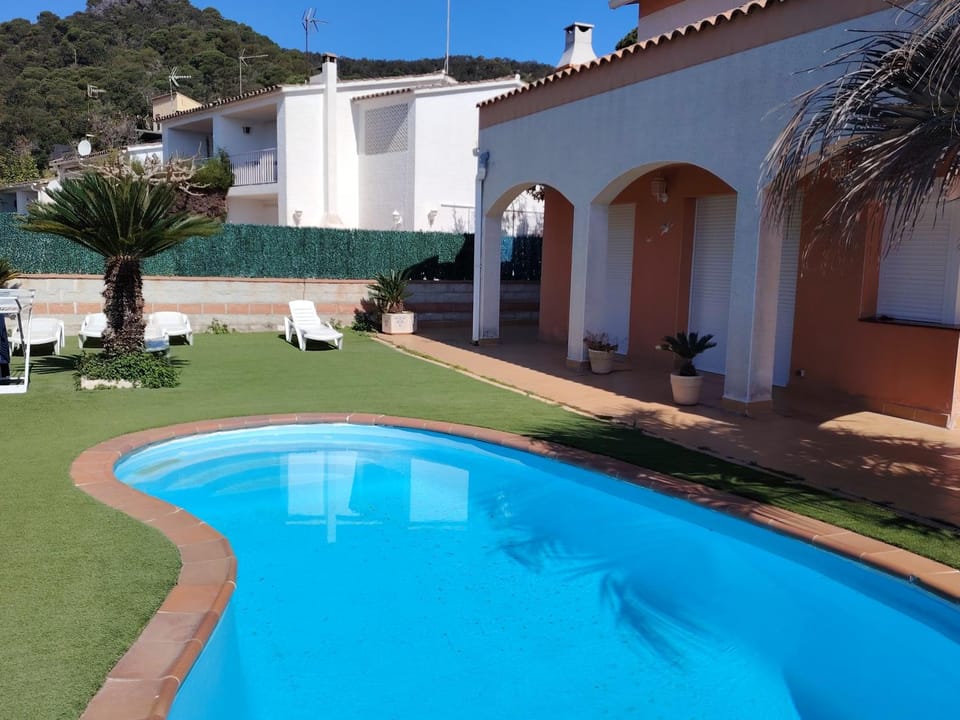 Pool view, Swimming pool