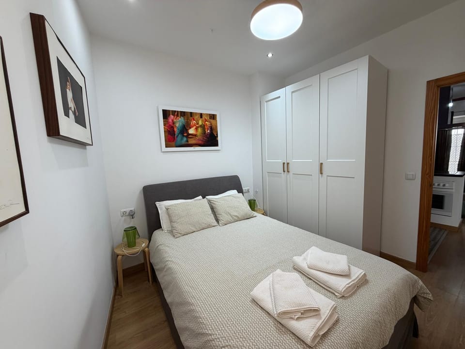 Bed, Bedroom, wardrobe