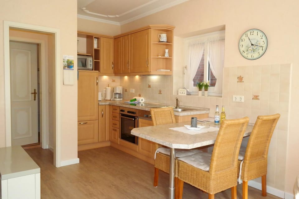 Haus Hansen - Wyk Whg 02 Apartment in Nordfriesland