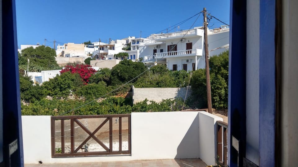 Neighbourhood, Balcony/Terrace, City view