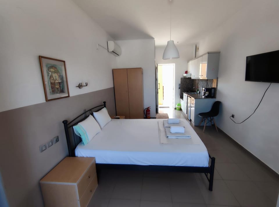 Seaview Studio Apartment in Crete