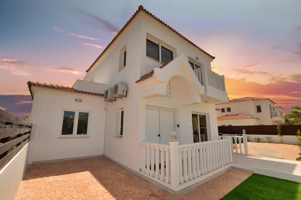 Property building, Sunset