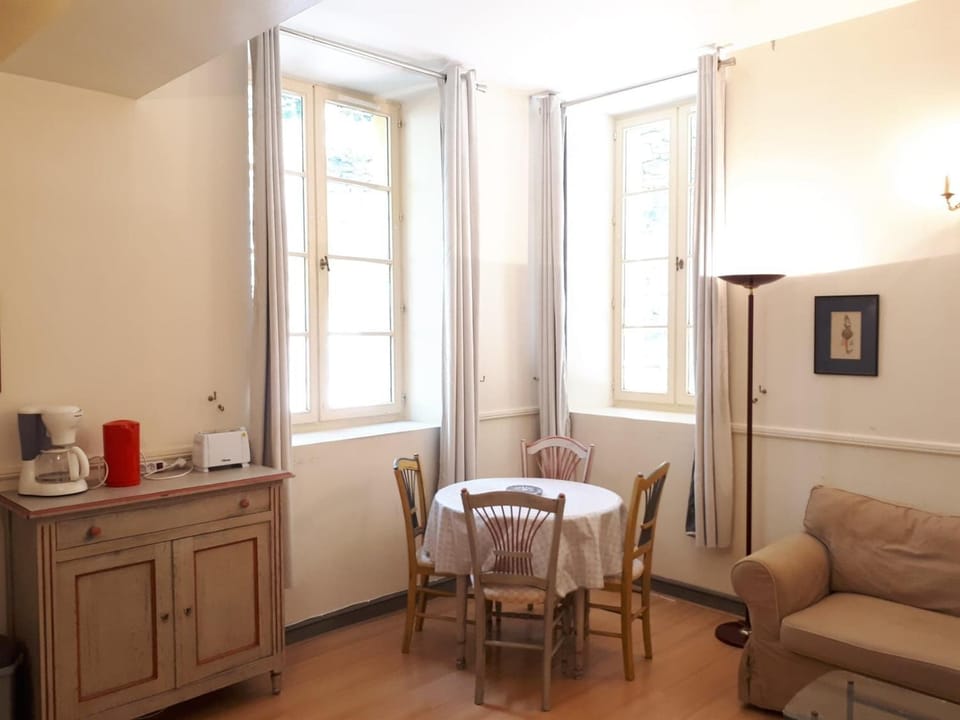 Appartement 7 Château des Gipières Apartment in Provence-Alpes-Côte d'Azur