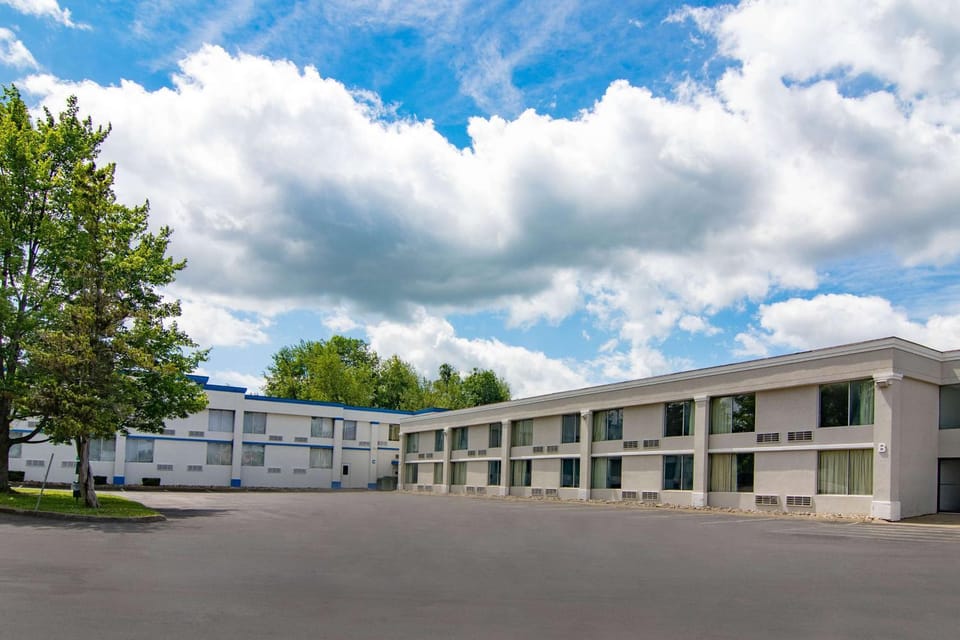Property building, On site