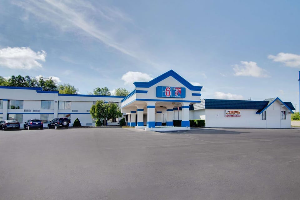 Property building, On site