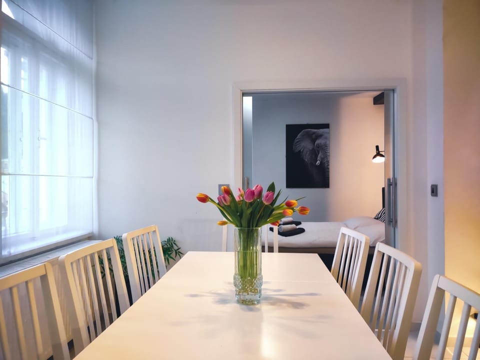 Dining area, Bedroom