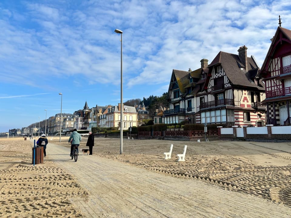 Day, Neighbourhood, Natural landscape, Beach, Sea view
