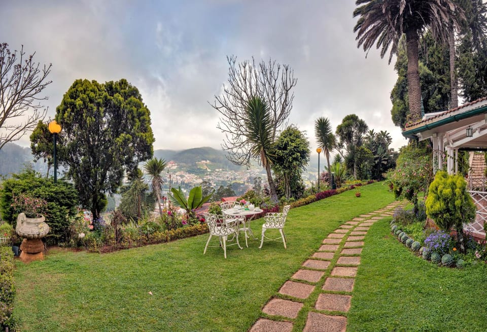 Property building, Natural landscape, City view, Garden view, Mountain view