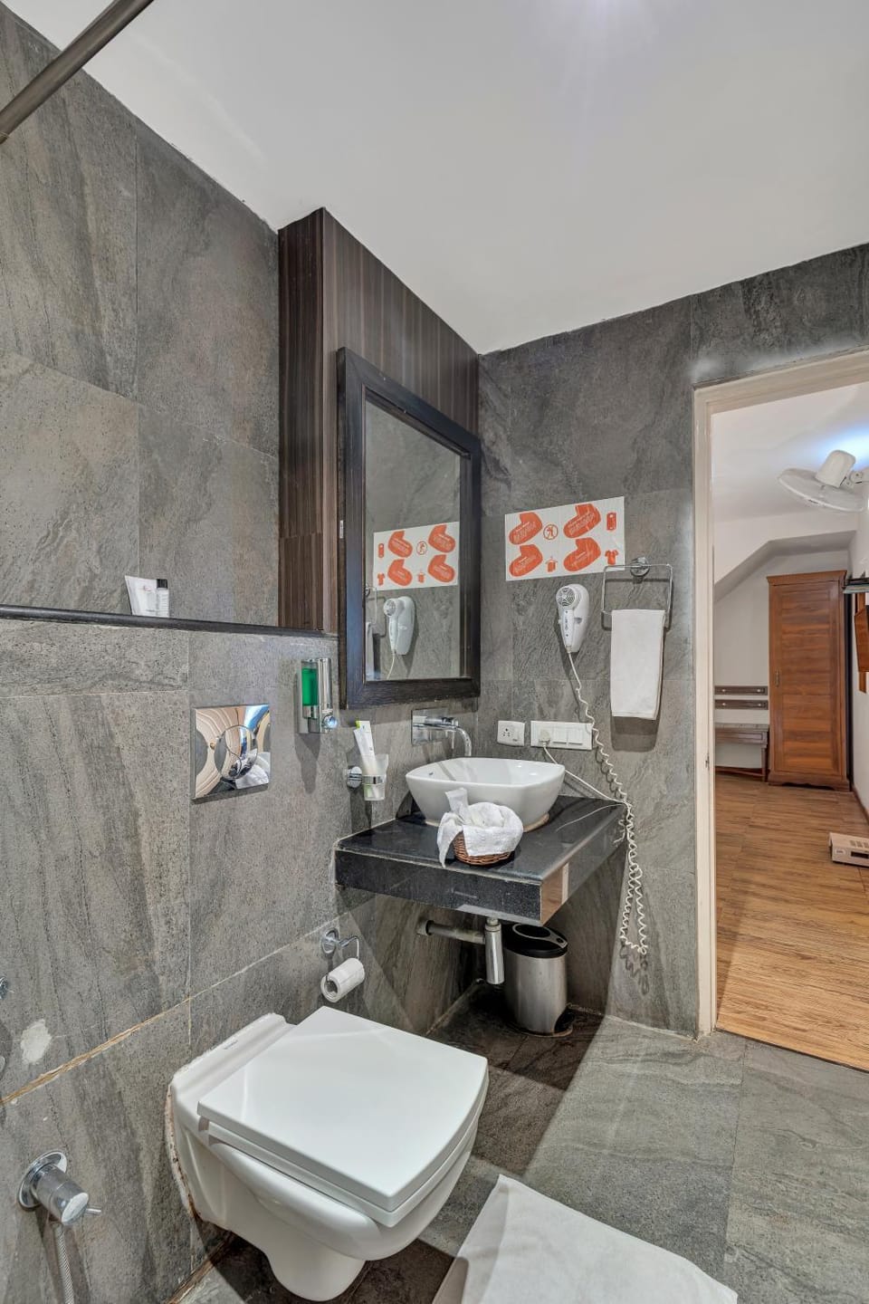 Toilet, Bathroom