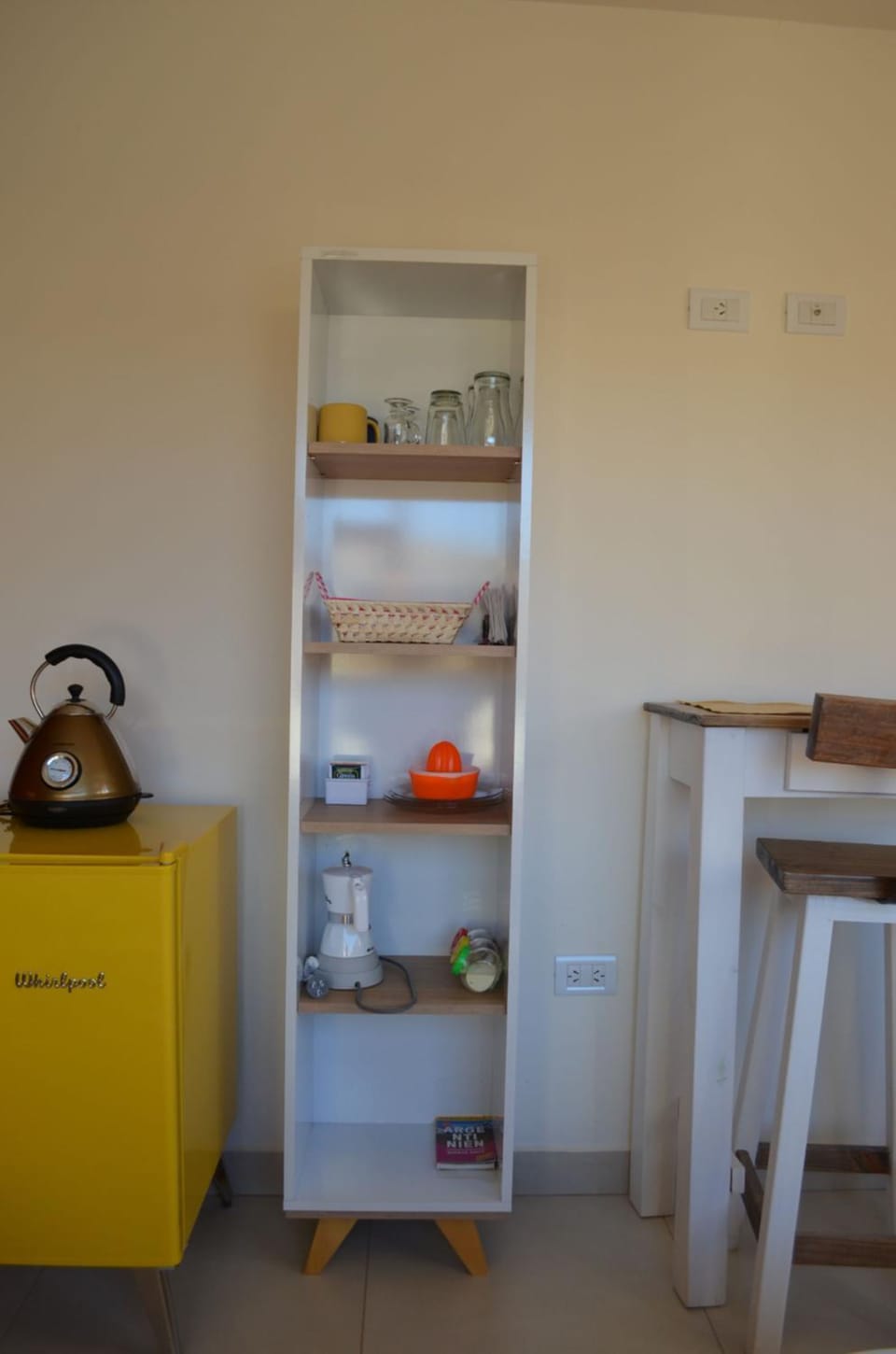Coffee/tea facilities, Living room, Dining area