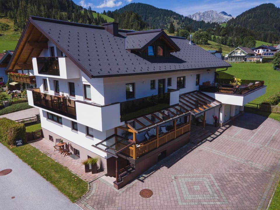 Ferienwohnung Maria Gstatter Apartment in Salzburgerland