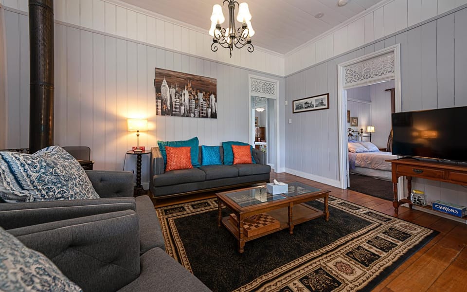Communal lounge/ TV room, Living room, Seating area, Entertainment