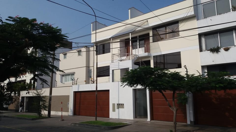Departamento en el centro de San Borja (Rubens) Apartment in San Borja