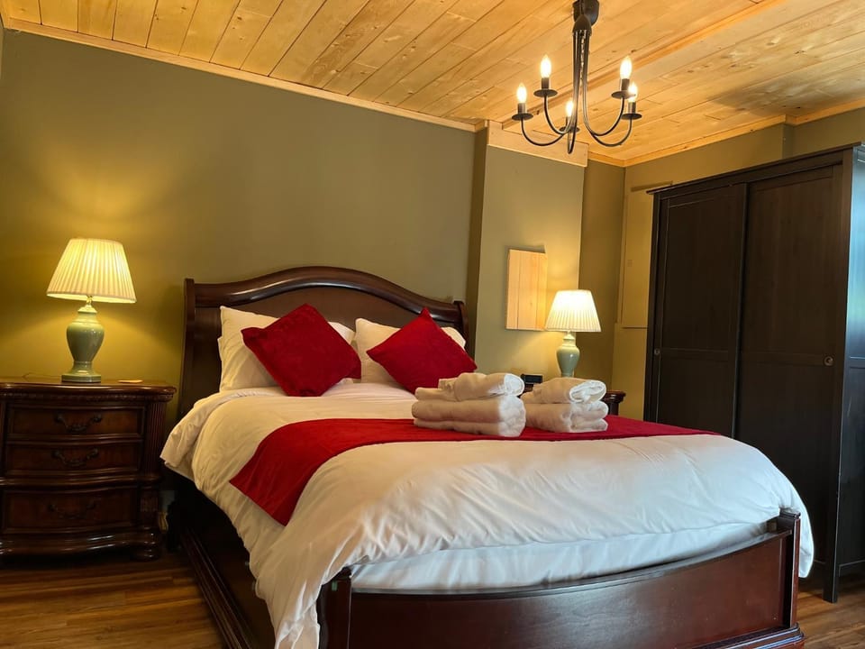 Bed, Bedroom