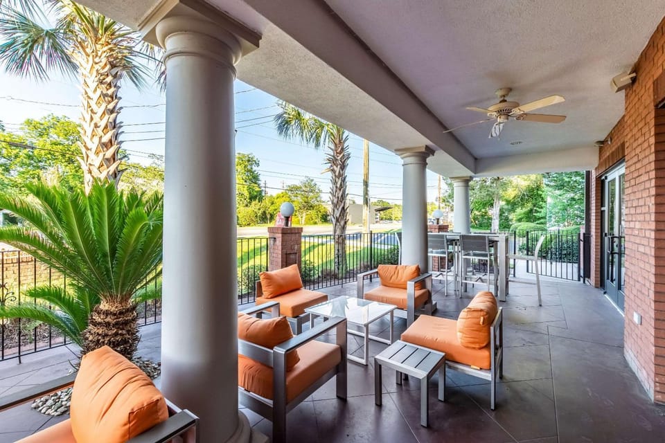 On site, Pool view, Swimming pool, Swimming pool