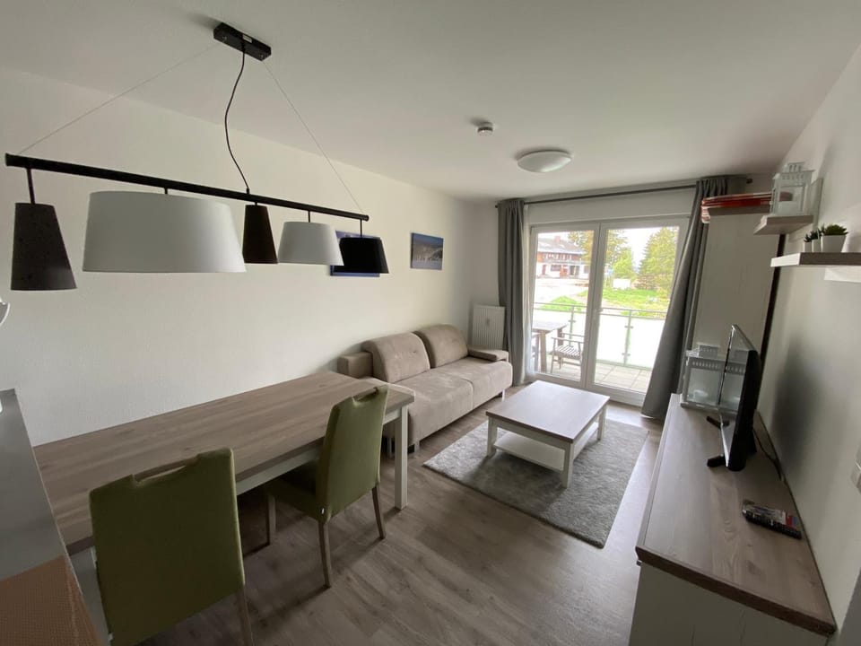 Communal lounge/ TV room, Living room, Seating area, Dining area