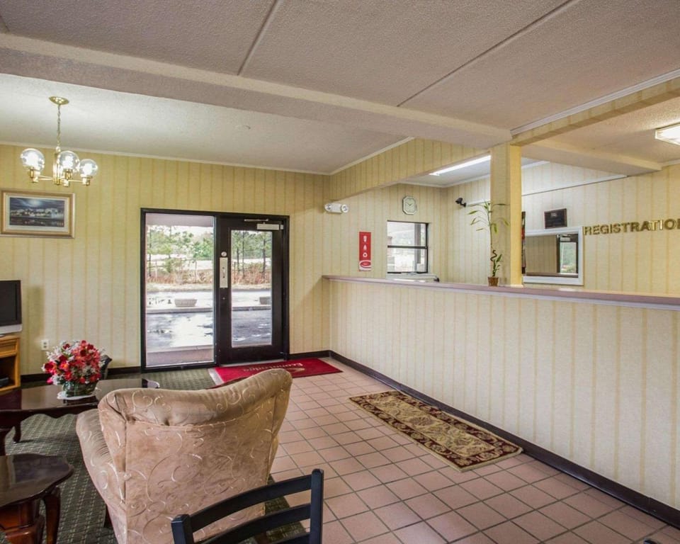 Lobby or reception, On site