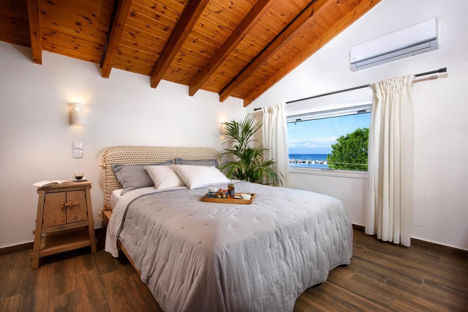 Bedroom, Sea view