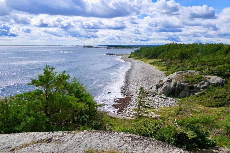Nearby landmark, Natural landscape