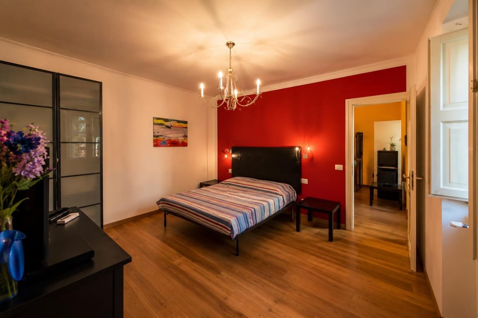 Il Pozzo e l'Ulivo - just 200 meters from the Metro - House in Catania