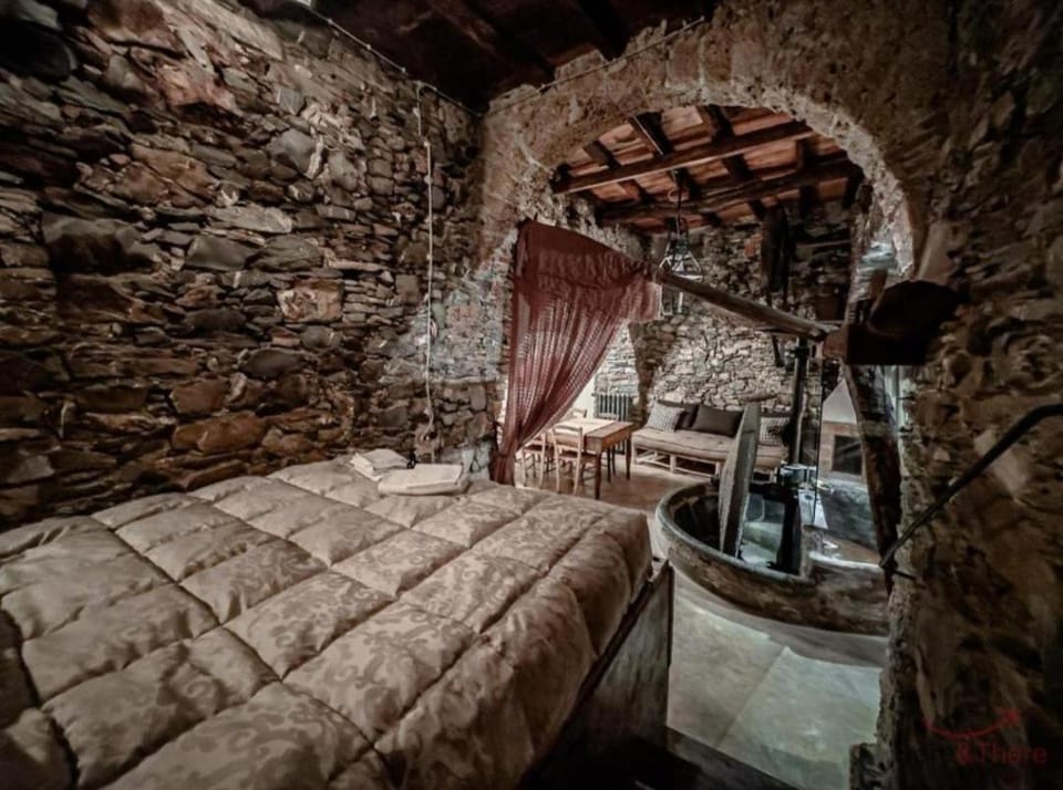 Soqquadro Art&Relax Alassio - Romantico Frantoio 1600 House in Liguria