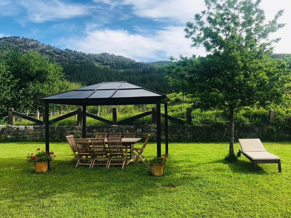 Caserío Sautu Goikoa Country House in Arratia-Nerbioi