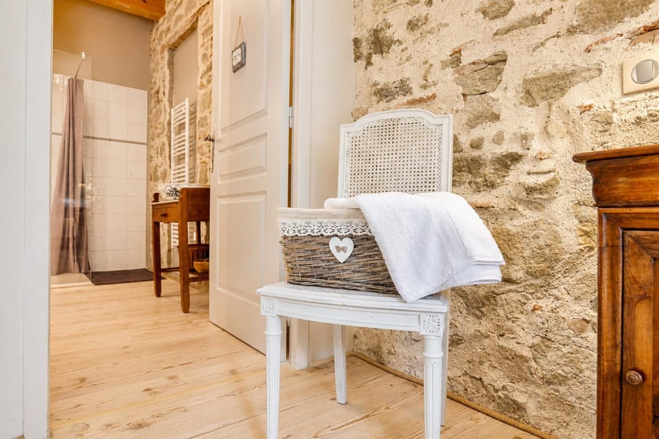 Bathroom, Bedroom