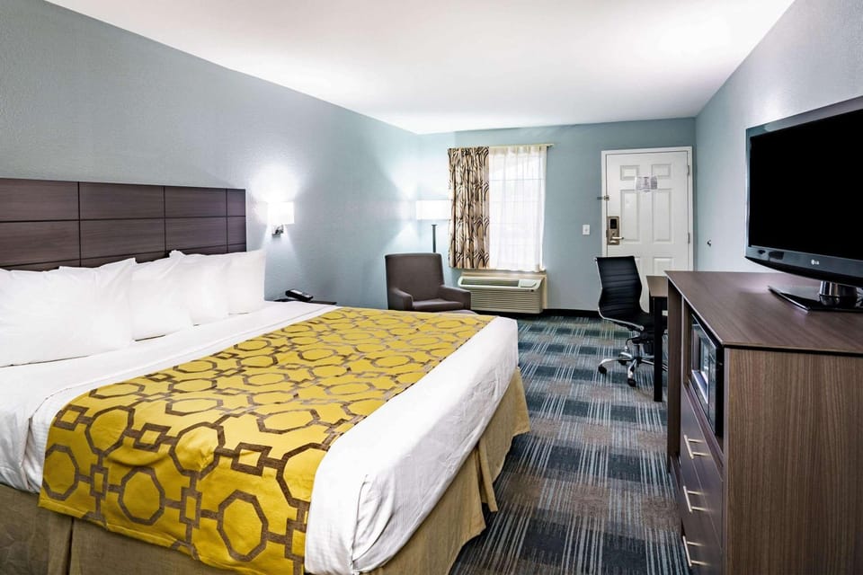 Photo of the whole room, On site