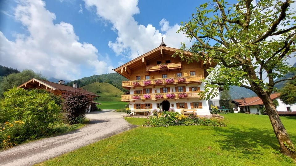 Öderbauer-Hof Farm Stay in Berchtesgadener Land