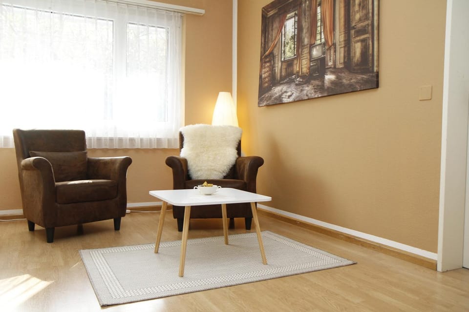 Property building, Seating area