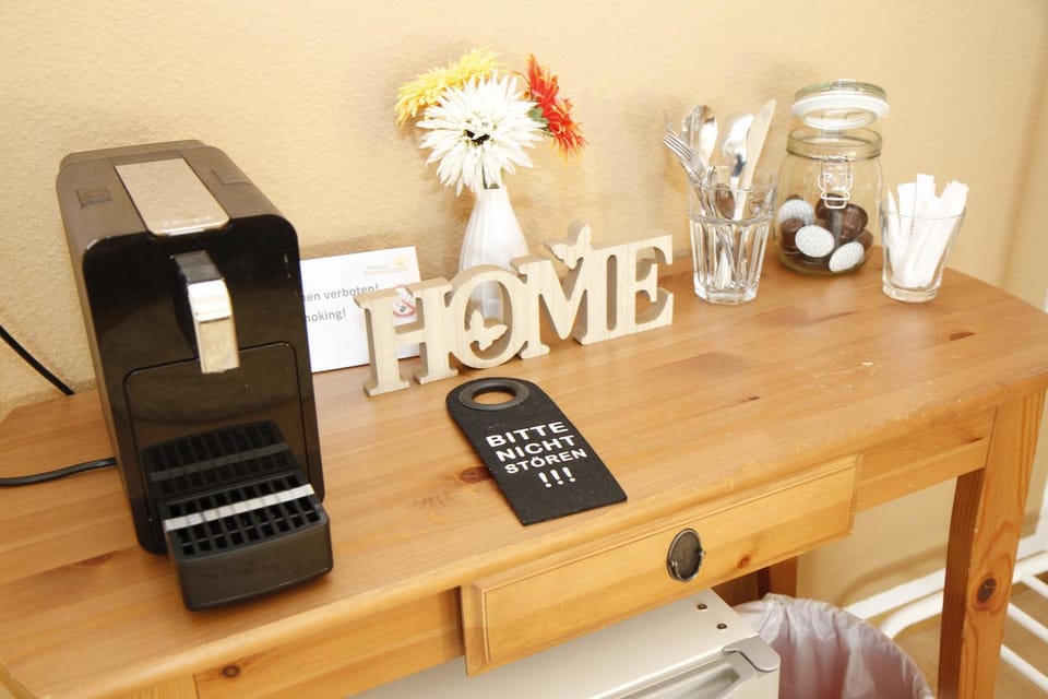 Property building, Coffee/tea facilities