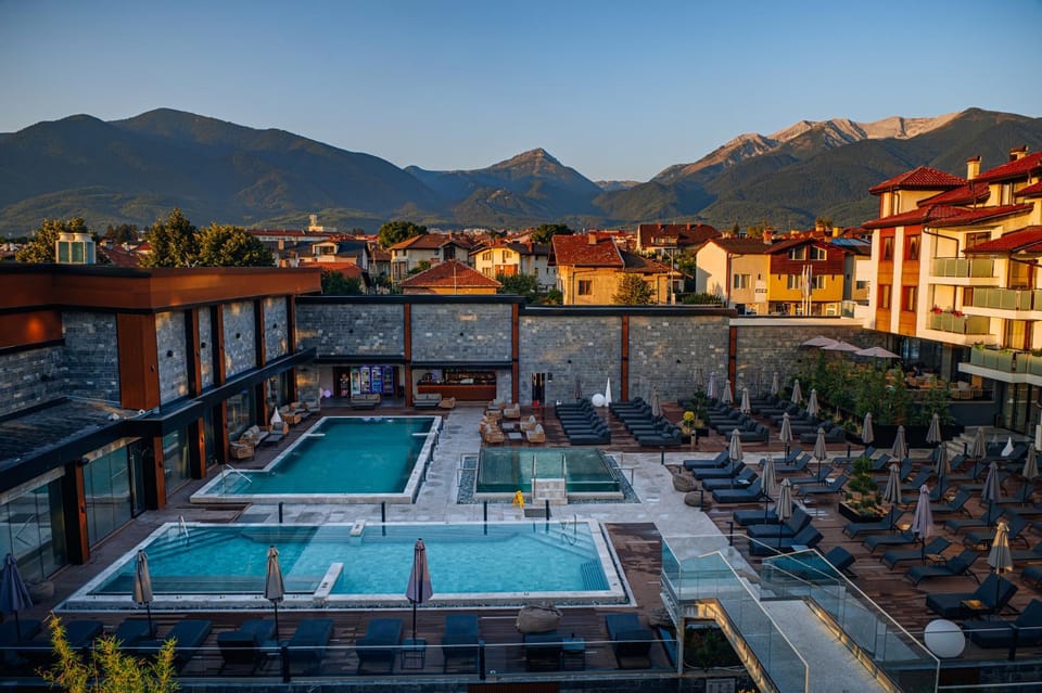 Mountain view, Swimming pool