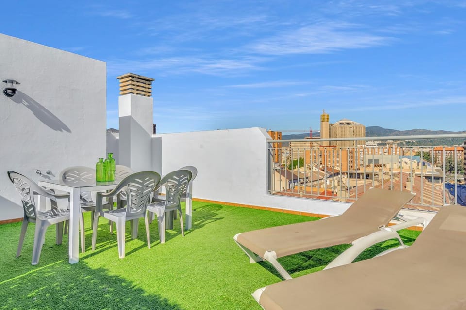Day, View (from property/room), Balcony/Terrace, Dining area, sunbed