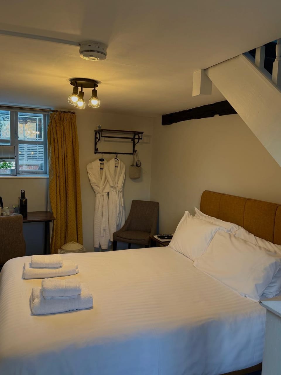 Rylands Farm Guest House Bed and Breakfast in England