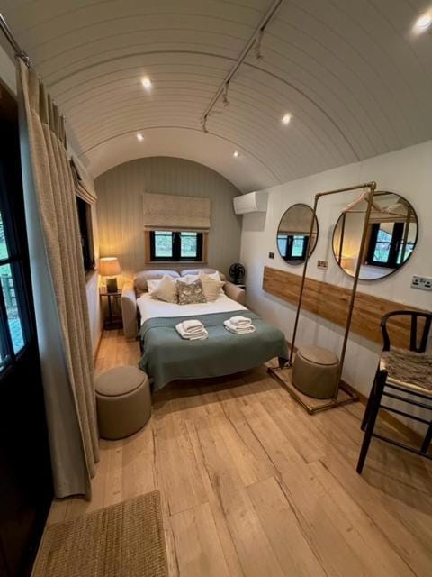 Rylands Farm Guest House Bed and Breakfast in England