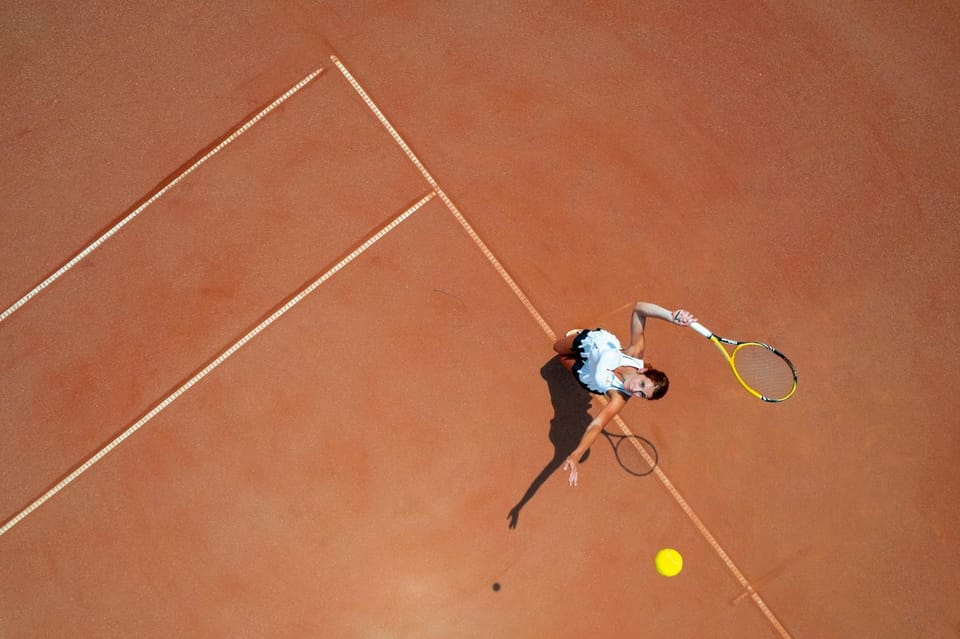 People, Tennis court