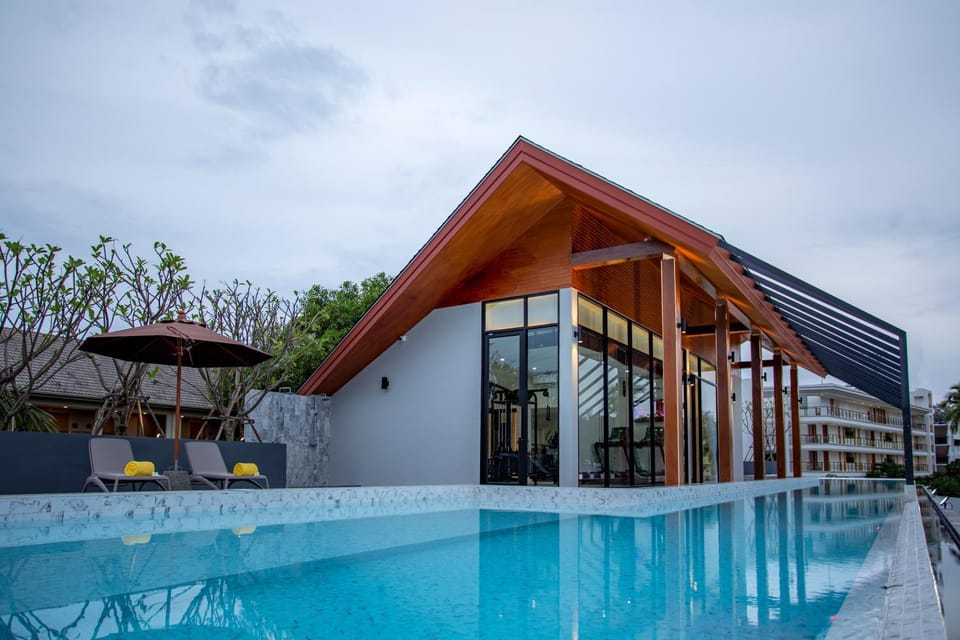 Pool view, Swimming pool