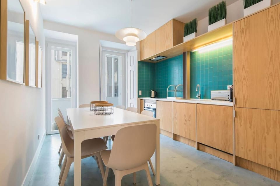 Coffee/tea facilities, Kitchen or kitchenette, Dining area