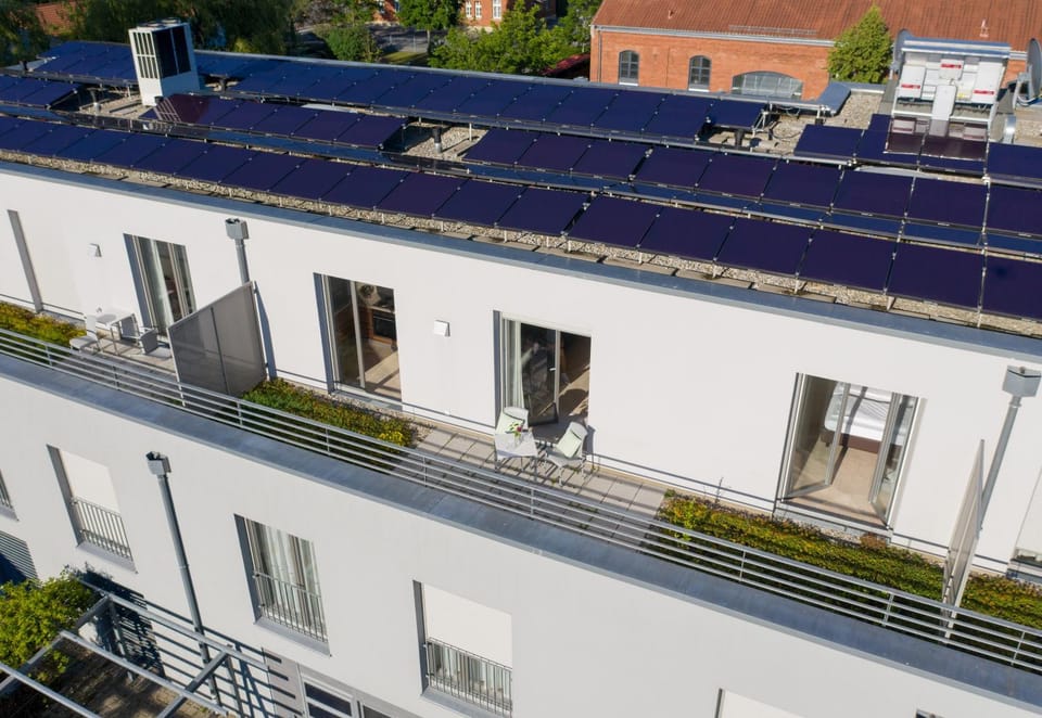 Property building, Bird's eye view, Balcony/Terrace