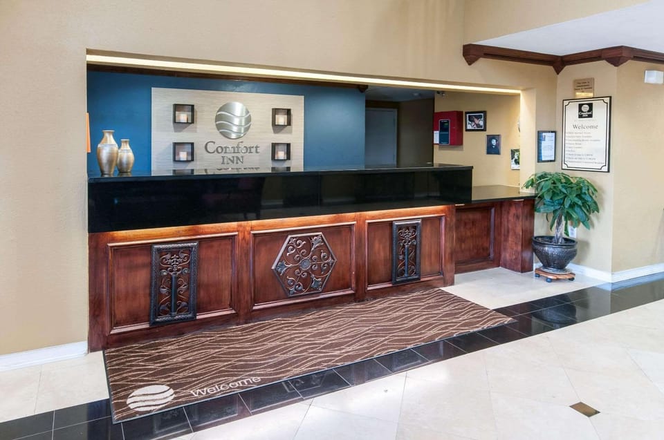 Lobby or reception, On site