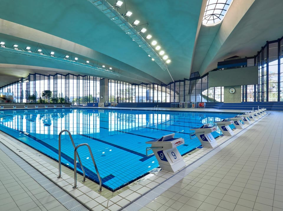 Pool view, Swimming pool