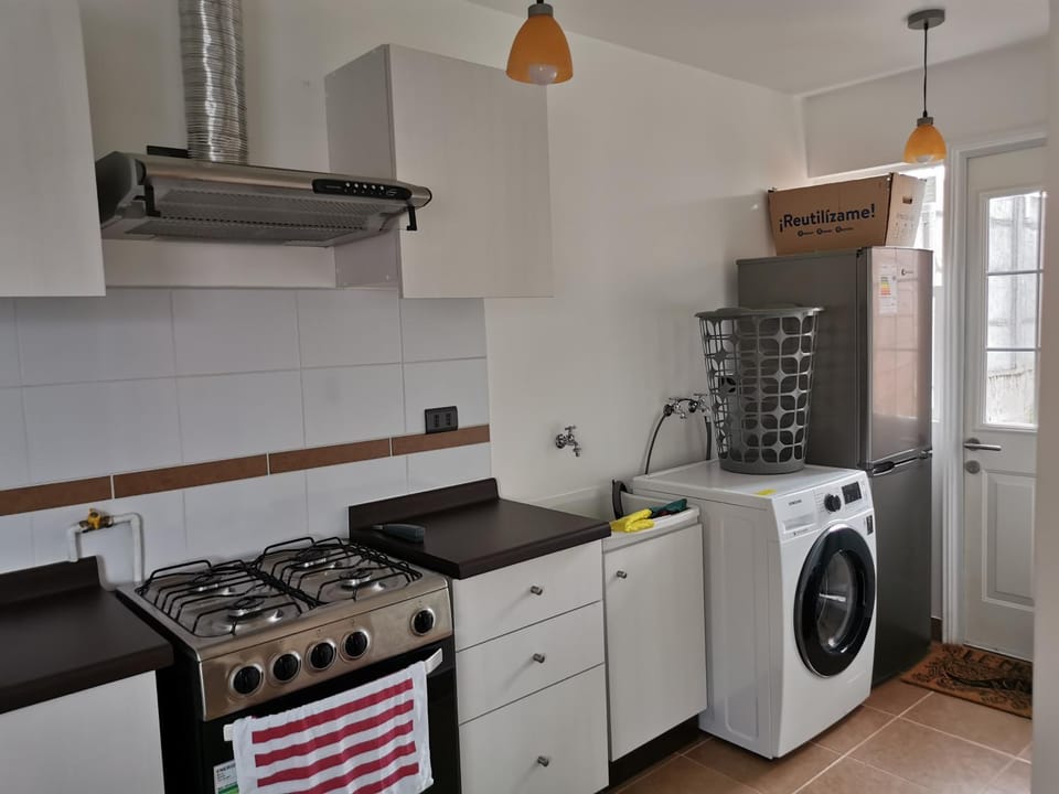 Kitchen or kitchenette, washing machine, dryer
