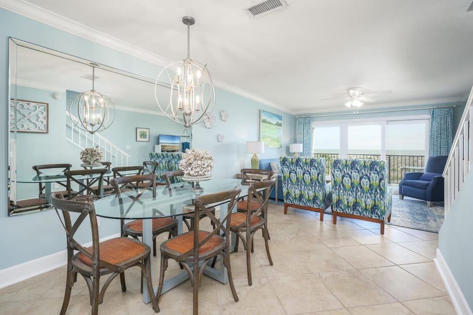 TV and multimedia, Living room, Seating area, Dining area, furniture