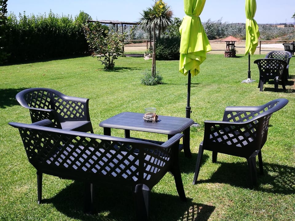 Agriturismo La Valle Dell'Albegna Farm Stay in Tuscany